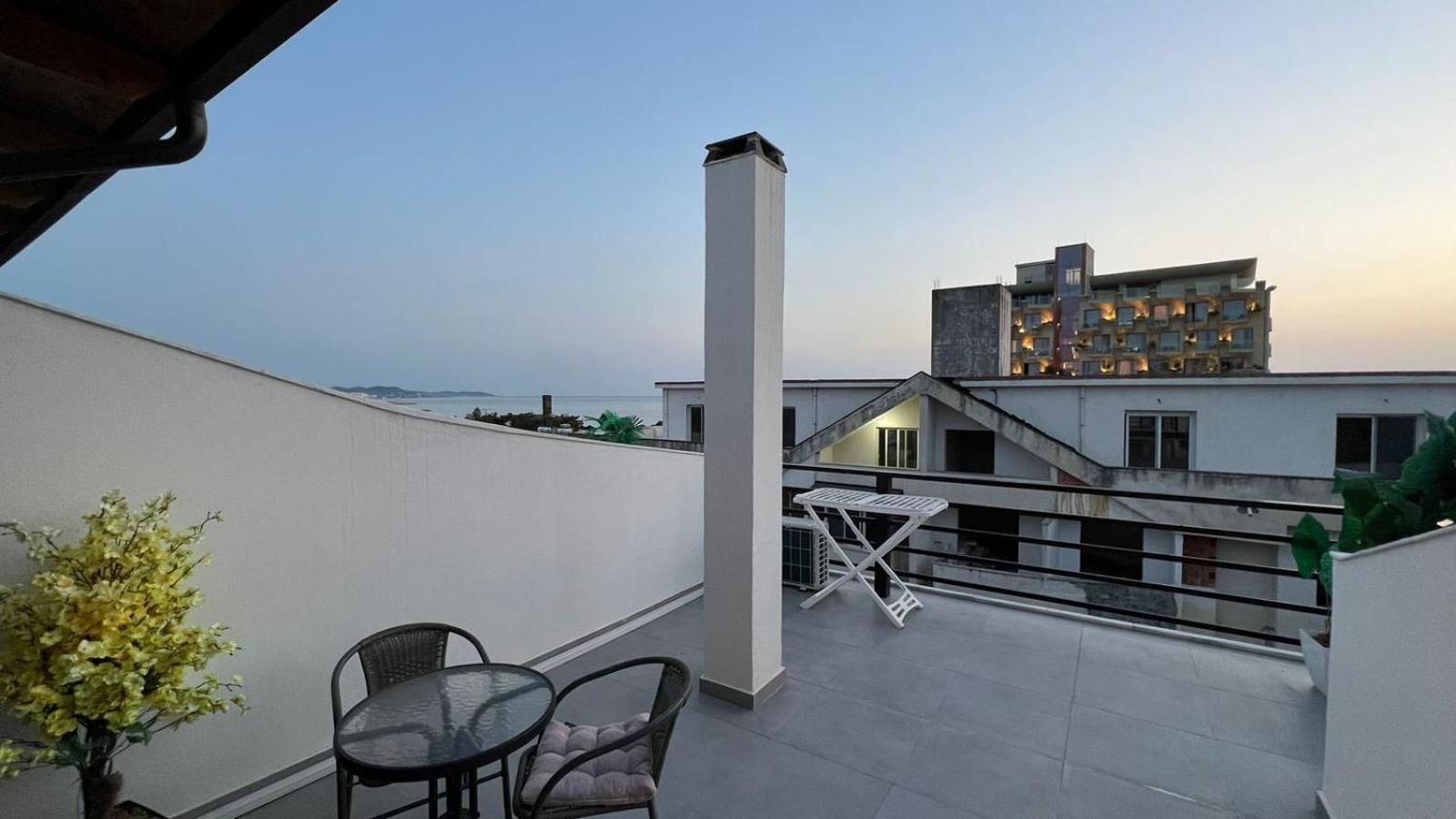 Sea View Apartments Golem  Eksteriør billede