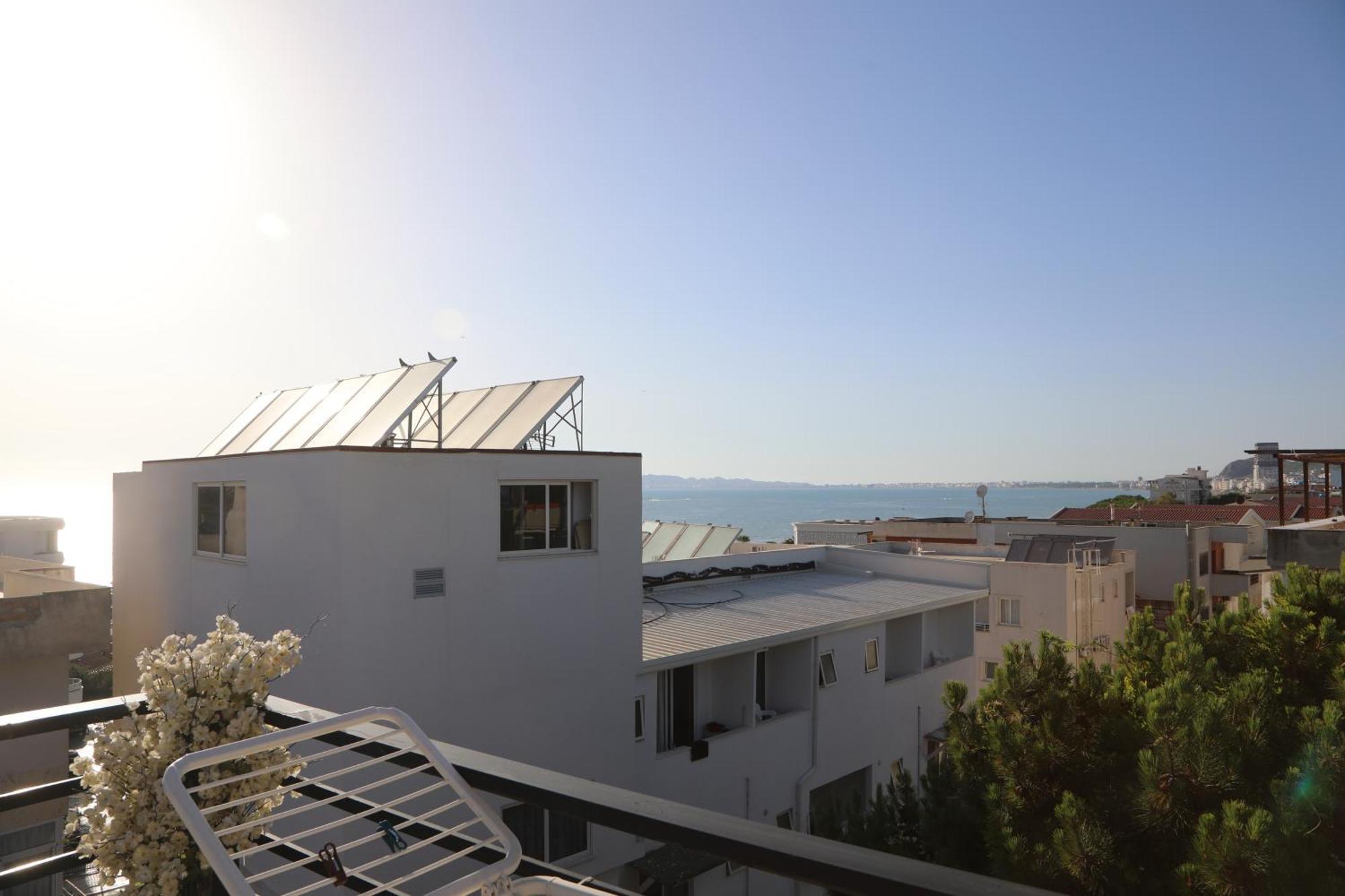 Sea View Apartments Golem  Eksteriør billede