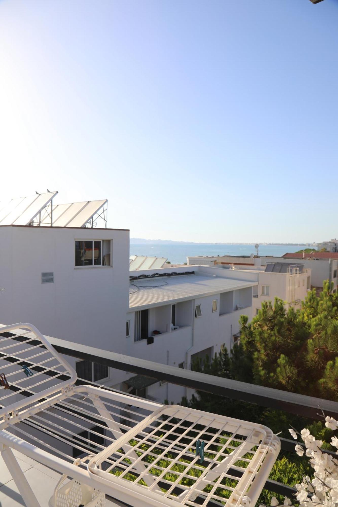 Sea View Apartments Golem  Eksteriør billede
