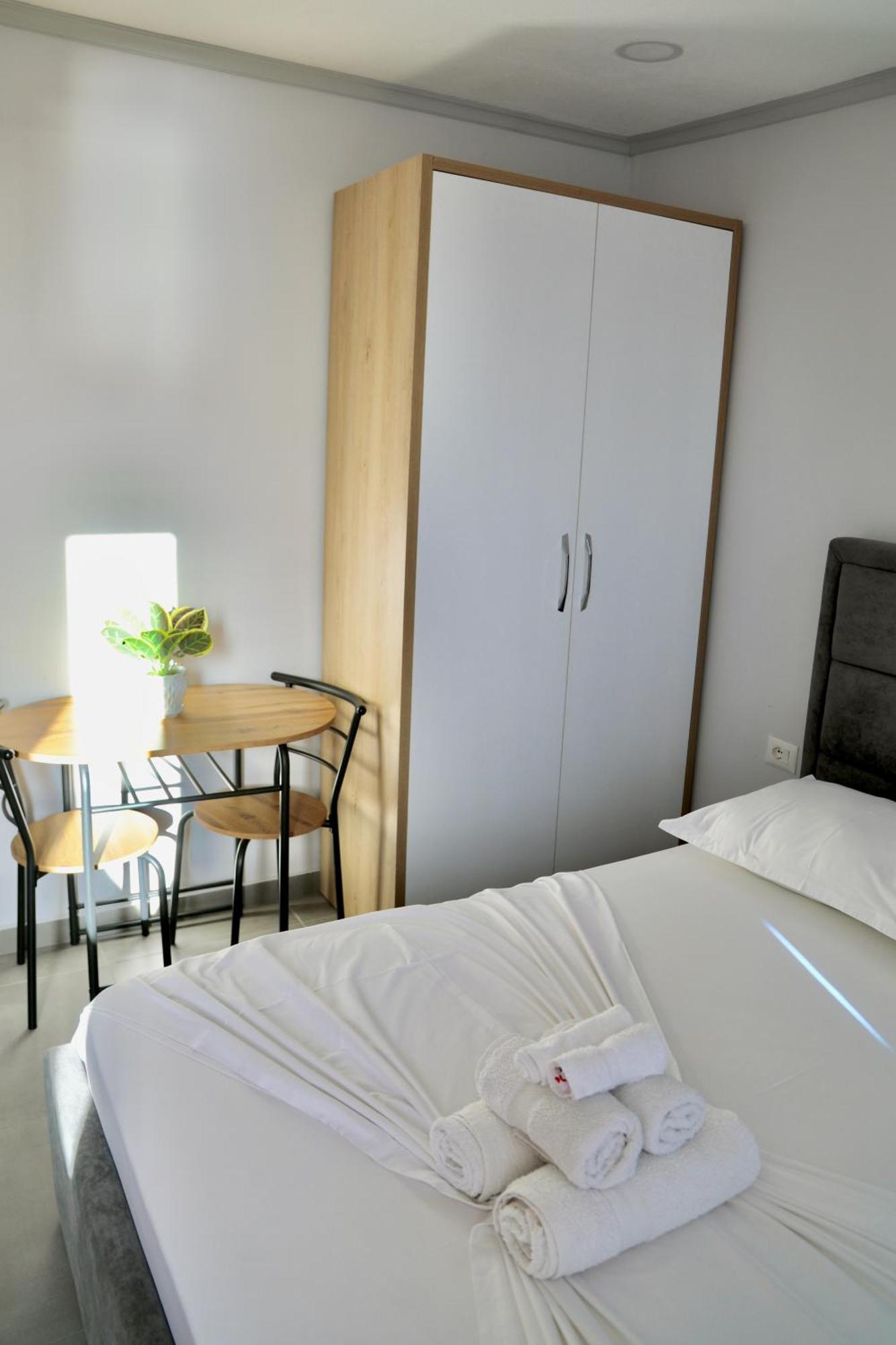 Sea View Apartments Golem  Eksteriør billede